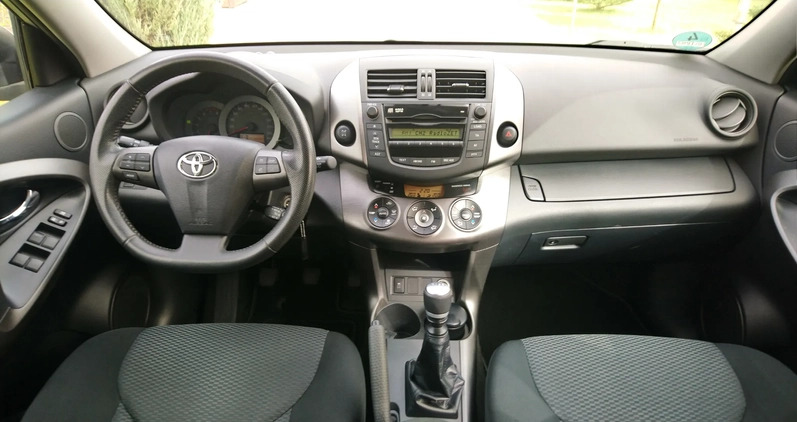 Toyota RAV4 cena 54000 przebieg: 114000, rok produkcji 2012 z Witnica małe 172
